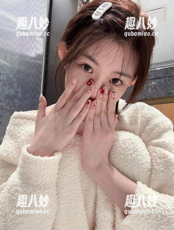 17c吃瓜app：让你随时随地开吃，真想把它放进口袋里！