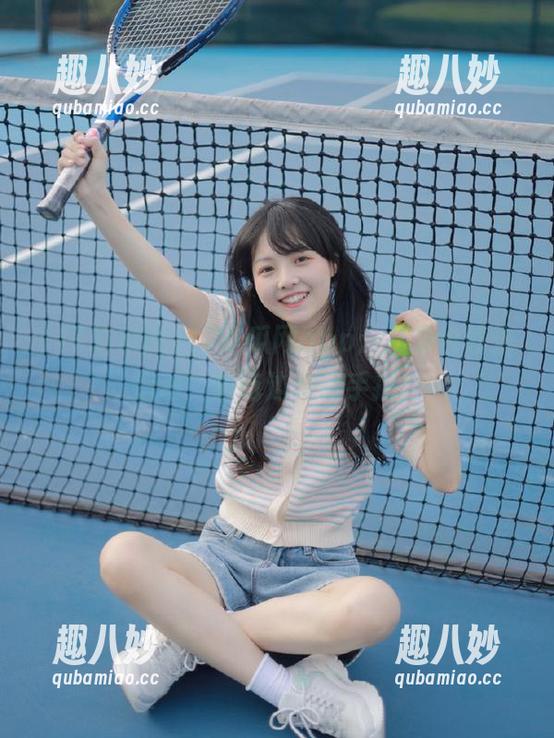 17吃瓜网app：八卦也能当运动，边吃边动动手指！