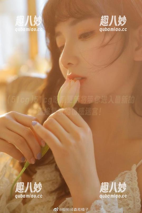 51cg吃瓜更新将带你进入最新的错综复杂的情感迷宫！