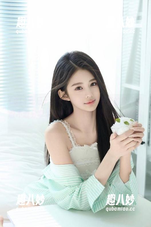 “911吃瓜”里今天的瓜，你敢不敢分享给我？感觉双手准备好_PICK_UP_