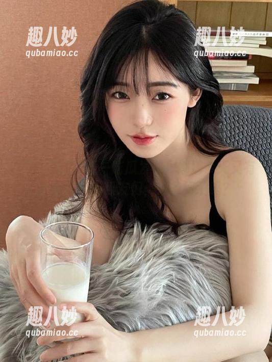 五一吃瓜发布：娜娜今天又有啥新花样？瓜友们，准备好了吗？