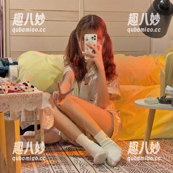 五一吃瓜 五一吃瓜官网:黑料一堆,等着我慢慢翻页,哈哈!