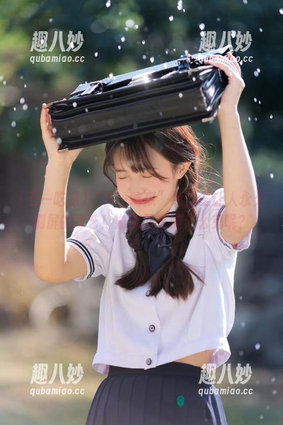 “五一吃瓜”绝对是让人永久刷屏的综艺！娜娜又在搞什么鬼呢？