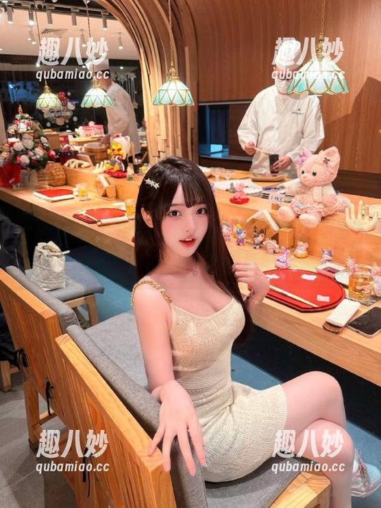 在线闲聊：吃瓜福利让你领略瓜田最大秘密！