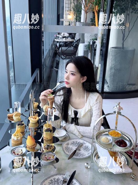 军训期间酒吧跳舞什么操作？吃瓜网站独家视频大揭秘！