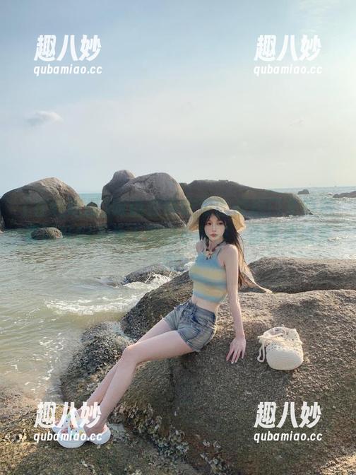 听说在线吃瓜的传送门里隐藏着网红们不为人知的小秘密，你敢点进来吗？