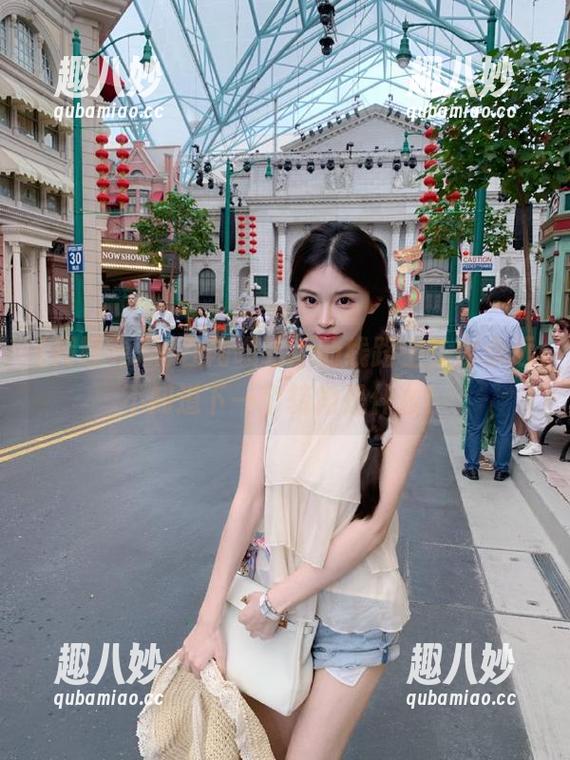 在网曝吃瓜的线路上，你永远不知道下一个转角是什么！