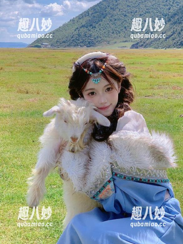 hl11cool黑料23最新动态：我要把这些瓜搬回家好好欣赏！