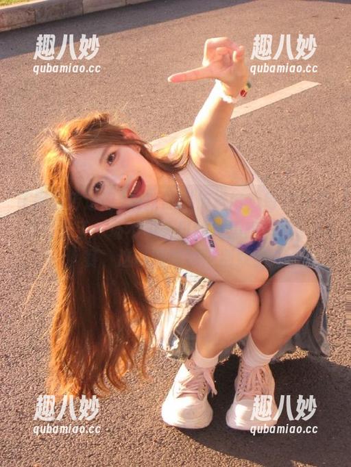 最新黑料传送门，每次打开都像进了一场不见天日的“黑暗料理”大赛，这味道真特…别致！